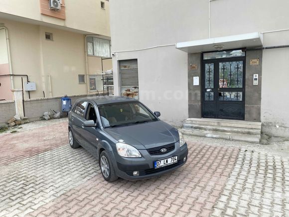 Sahibinden Kia Rio 1.5 CRDi EX Advance 2007 Model  275.050 km Gri