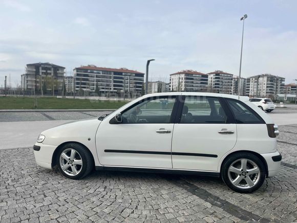 Sahibinden Seat Ibiza 1.6 Stella 2000 Model 
