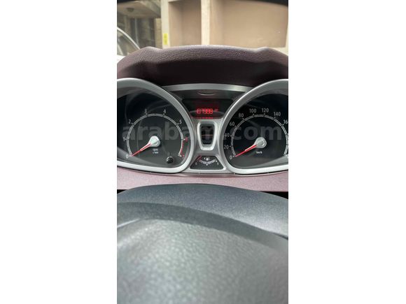 Sahibinden Ford Fiesta 1.4 Titanium 2011 Model 