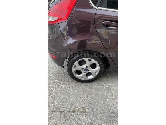 Sahibinden Ford Fiesta 1.4 Titanium 2011 Model 