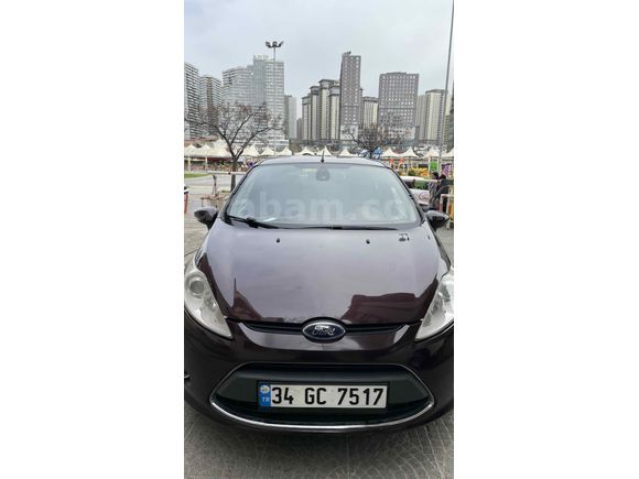 Sahibinden Ford Fiesta 1.4 Titanium 2011 Model 