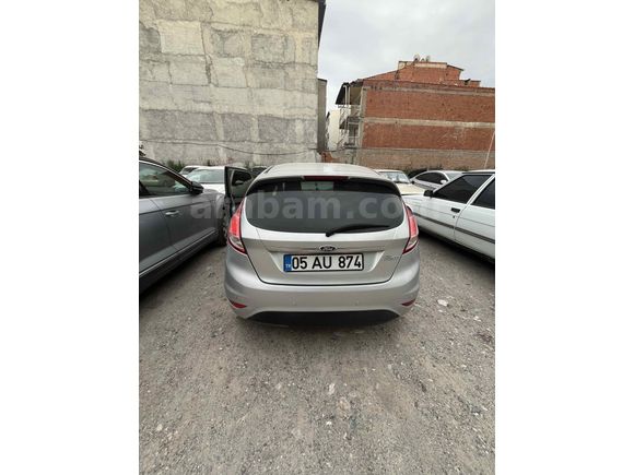 Sahibinden Ford Fiesta 1.4 Titanium 2013 Model 