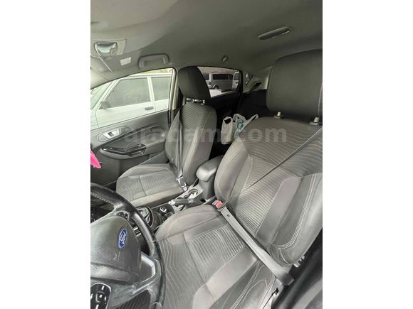 Sahibinden Ford Fiesta 1.4 Titanium 2013 Model 