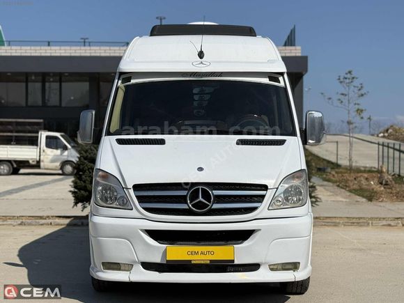 CEM AUTO'DAN 7 KİŞİLİK MERCEDES-BENZ MOTOR KARAVAN