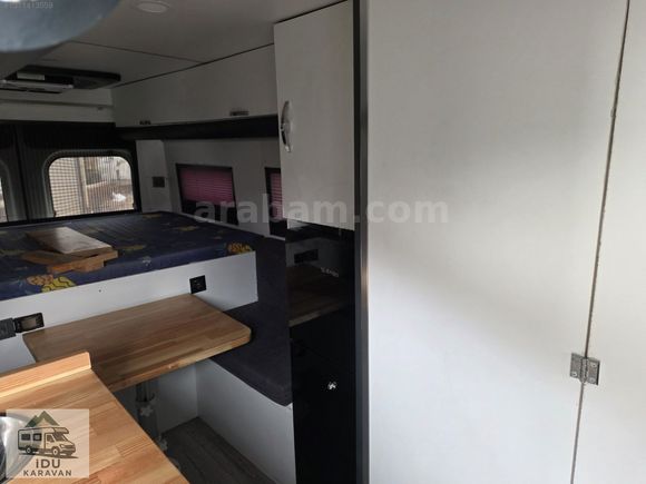 2025 YAPIMI ÇOK AZ KULLANILMIŞ FULL DONANIMLI MOTOKARAVAN