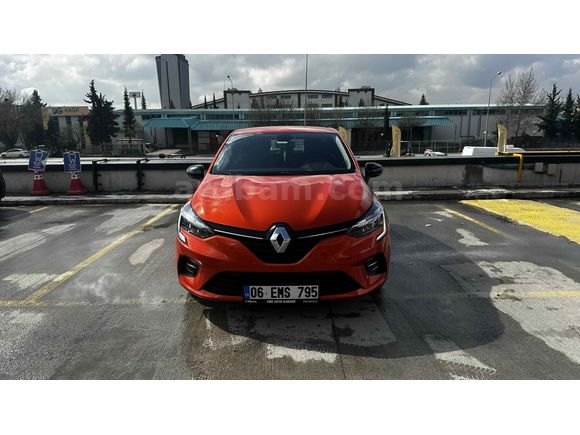 Sahibinden Renault Clio 1.0 TCe Touch 2023 Model 