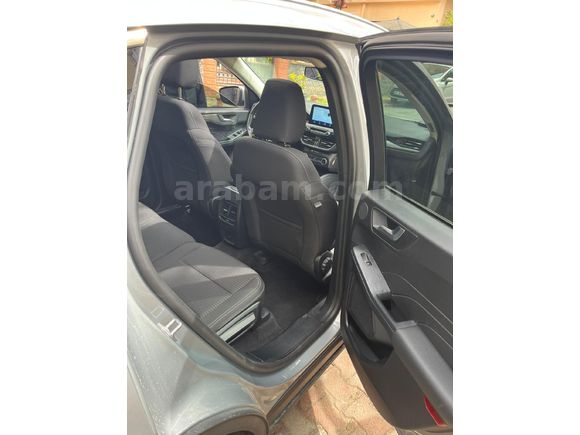2023 Kuga Titanium opsiyonlu B&O ses Elektrikli Bagaj Cam Tavan