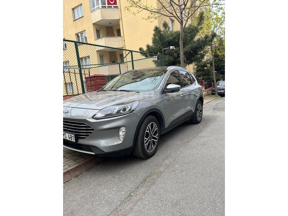 2023 Kuga Titanium opsiyonlu B&O ses Elektrikli Bagaj Cam Tavan