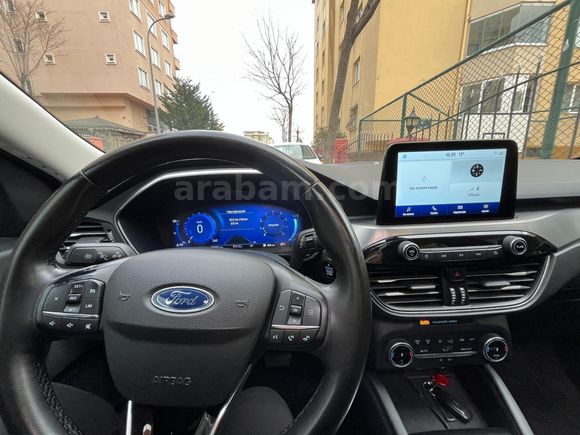 2023 Kuga Titanium opsiyonlu B&O ses Elektrikli Bagaj Cam Tavan