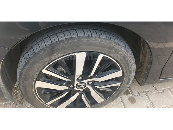 Ogretmenden Honda City 1.5 i-VTEC Elegance 2024 Model