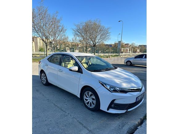 Sahibinden Hasarsız  Toyota Corolla 1.4 D-4D Touch 2017 Düz Vites