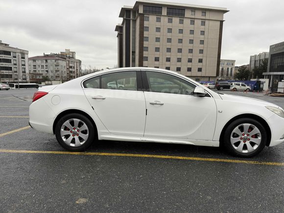 Sahibinden Opel Insignia 2.0 CDTI CDTi 2011 Model 