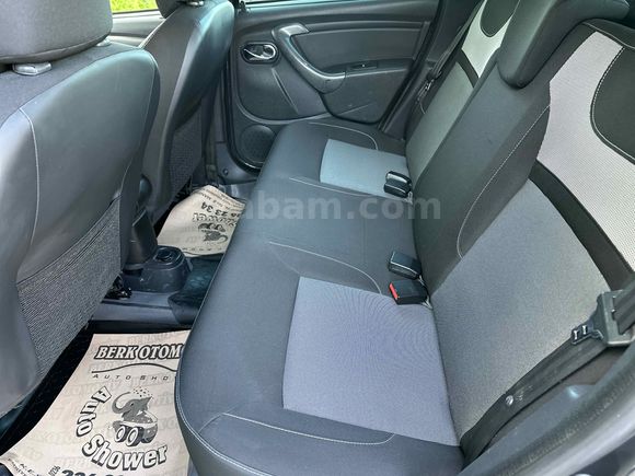 Galeriden Dacia Duster 1.5 dCi Laureate 2015 Model Manisa