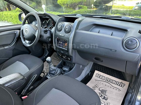 Galeriden Dacia Duster 1.5 dCi Laureate 2015 Model Manisa