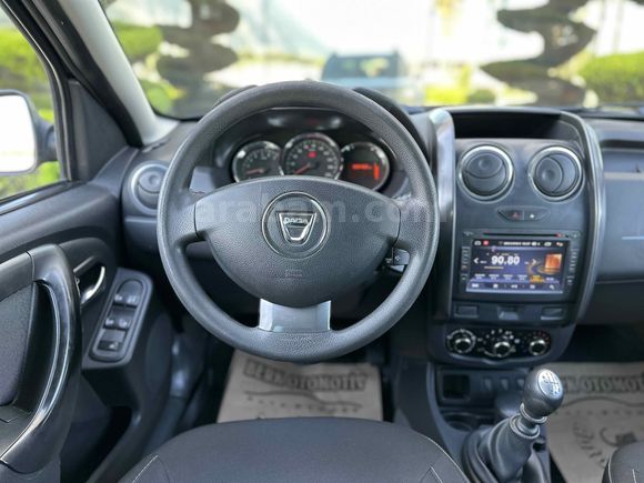 Galeriden Dacia Duster 1.5 dCi Laureate 2015 Model Manisa
