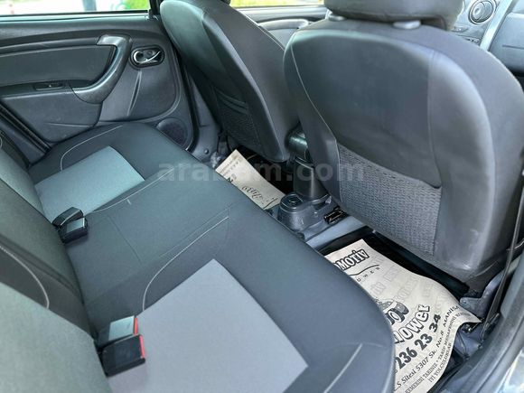 Galeriden Dacia Duster 1.5 dCi Laureate 2015 Model Manisa