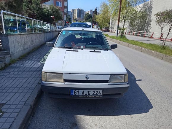 Sahibinden Renault R 9 1.4 Broadway GTE 1994 Model