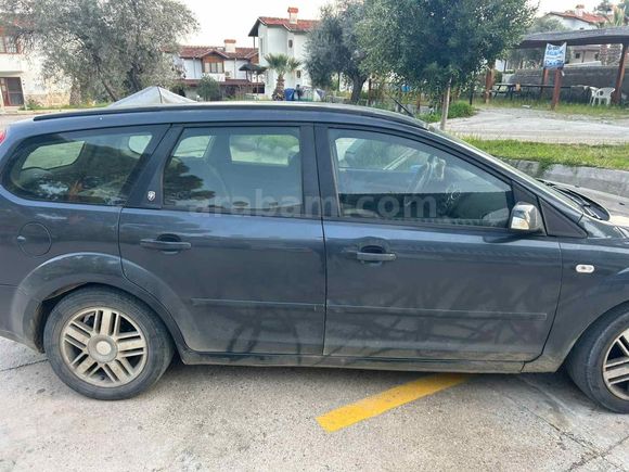 Sahibinden Ford Focus 1.6 Ghia 2007 Model 