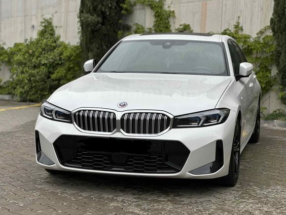 30 BİN KM  DE M3 KOLTUK HEAD UP MAKYAJLI