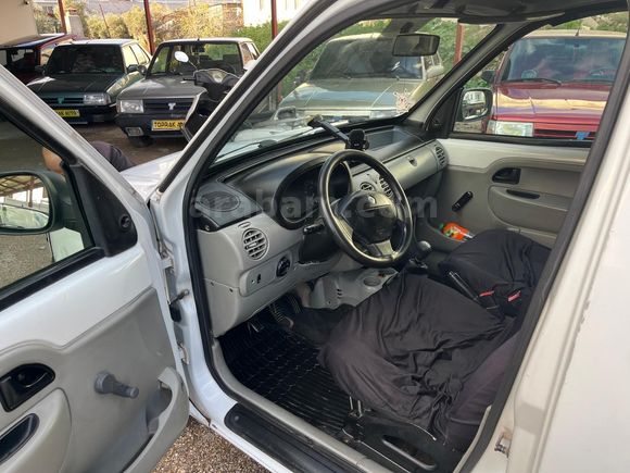 Sahibinden Renault Kangoo 1.5 dCi Expression 2008 Model  206 km Beyaz