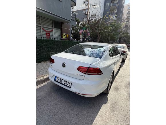Sahibinden Volkswagen Passat 1.4 TSi BlueMotion Trendline 2016 Model  190.000 km Beyaz