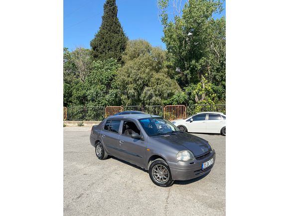 Sahibinden Renault Clio 1.4 RN 2000 Model 