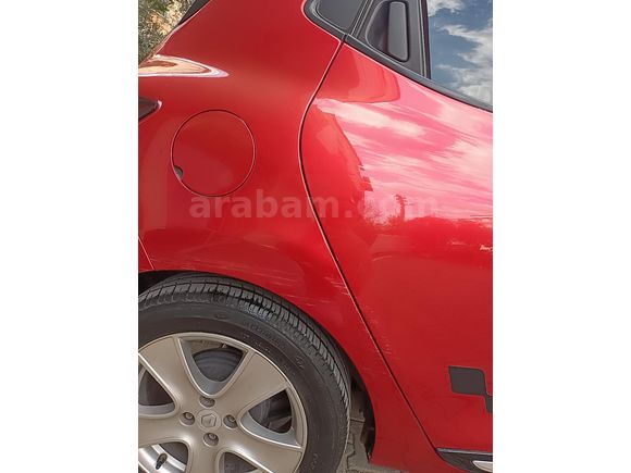 Sahibinden Renault Clio 1.5 dCi Icon 2015 Model
