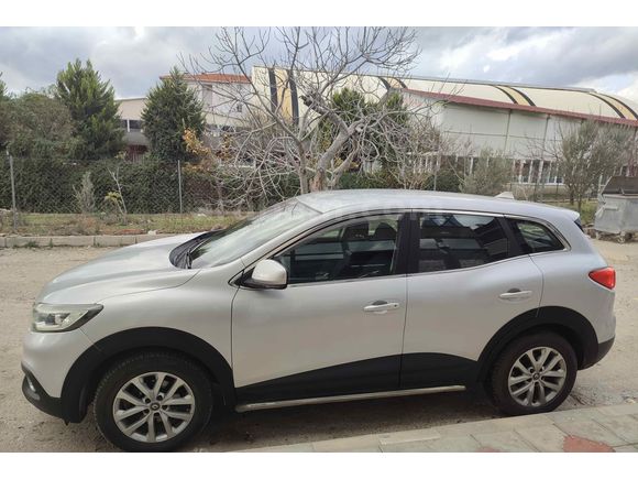 Sahibinden Renault Kadjar 1.2 TCe Touch 2015 Model Gri (Gümüş)