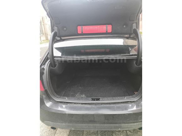 Sahibinden Volvo S60 2.0 T 2011 Model  209.000 km Siyah