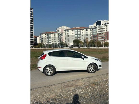 Sahibinden Ford Fiesta 1.5 TDCi Trend 2013 Model 