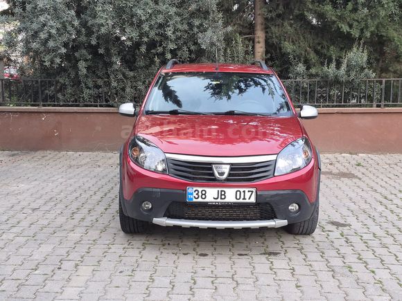Sahibinden Dacia Sandero 1.5 dCi Stepway 2012 Model 