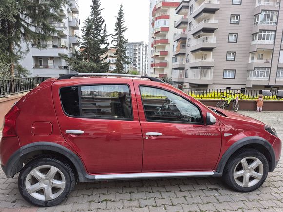 Sahibinden Dacia Sandero 1.5 dCi Stepway 2012 Model 