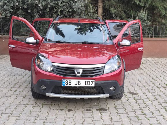 Sahibinden Dacia Sandero 1.5 dCi Stepway 2012 Model 