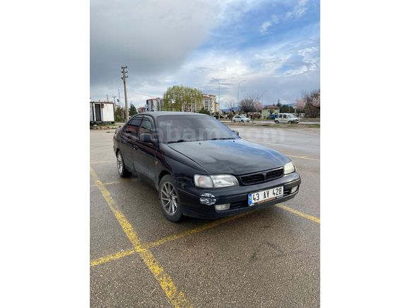Sahibinden Toyota Carina 2.0 1997 Model  321.000 km Siyah