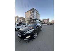 (SON 5 GÜN )Hyundai i30 1.6 CRDi Style Ekonomik Fırsat