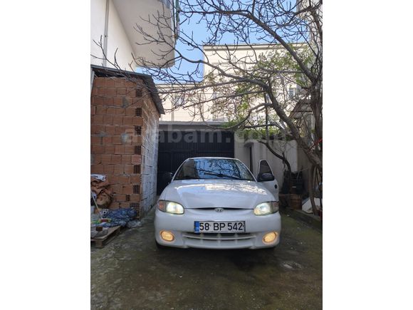 Sahibinden Hyundai Accent 1.3 LS 1998 Model