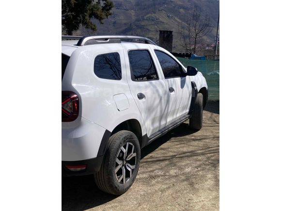 Sahibinden 4*2 Dacia Duster 1.3 Tce Comfort 2022 Model 