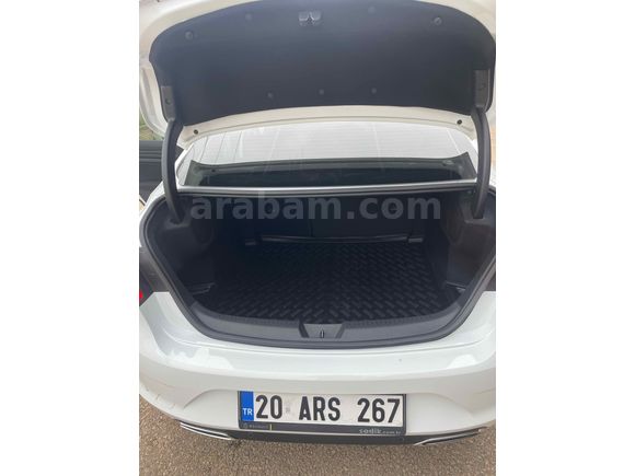 Sahibinden Renault Megane 1.3 TCe Touch 2025 Model 