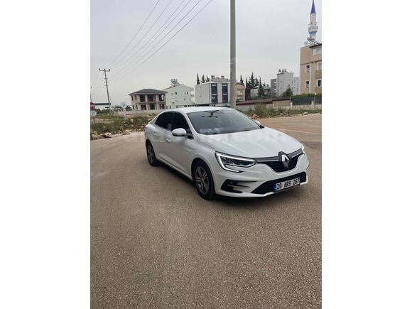 Sahibinden Renault Megane 1.3 TCe Touch 2025 Model 