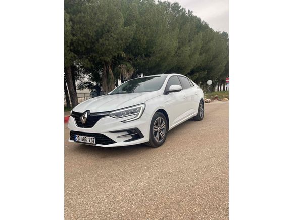 Sahibinden Renault Megane 1.3 TCe Touch 2025 Model 