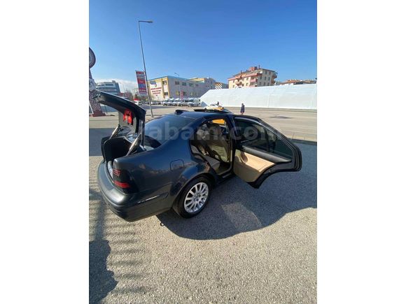 Sahibinden Volkswagen Bora 1.6 Highline 2002 Model 