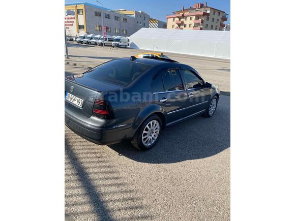 Sahibinden Volkswagen Bora 1.6 Highline 2002 Model 