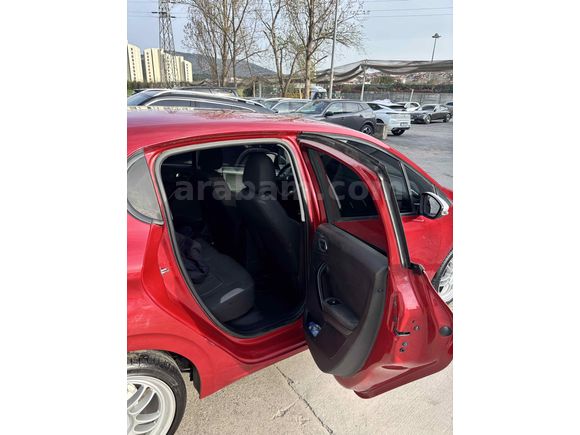 Sahibinden Peugeot 208 1.4 HDi Active 2012 Model 