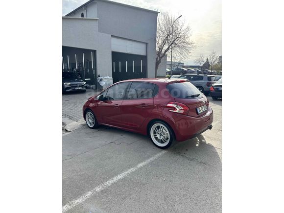 Sahibinden Peugeot 208 1.4 HDi Active 2012 Model 