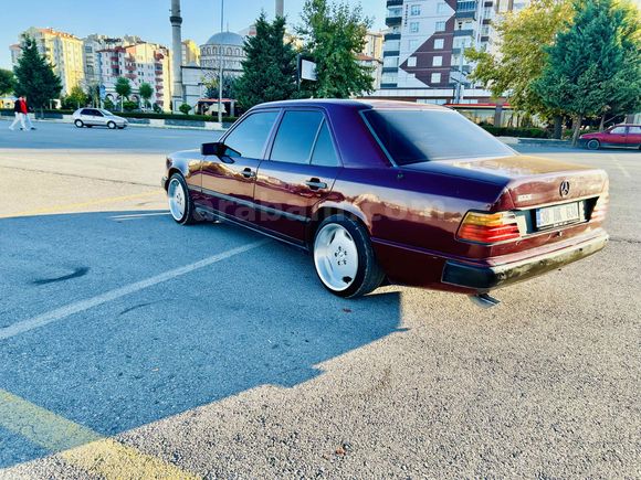 Sahibinden Mercedes - Benz 200 1988 Model  381000 km Bordo