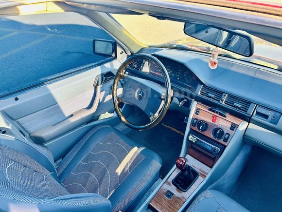 Sahibinden Mercedes - Benz 200 1988 Model  381000 km Bordo