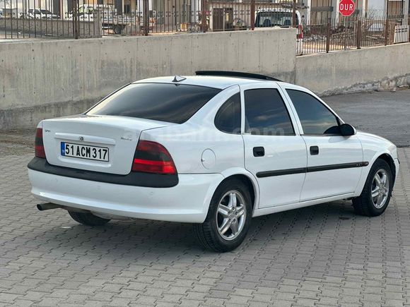 Sahibinden Opel Vectra 2.0 GLS 1996 Model 