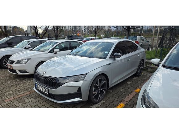 SKODA OCTAVIA 2024 SPORTLINE 1.5 TSI mHEV 150 PS DSG ELMAS TOZU GRİSİ