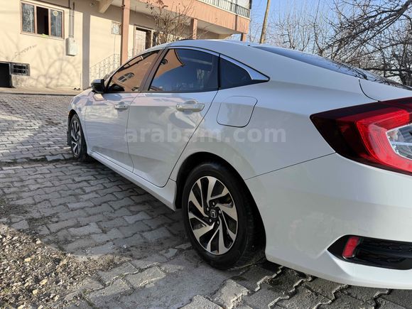 Sahibinden Honda Civic 1.6i VTEC Eco Elegance 2017 Model 