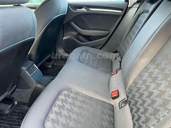 Sahibinden Audi A3 Sedan 1.6 TDI Attraction 2016 Model  175.000 km Siyah